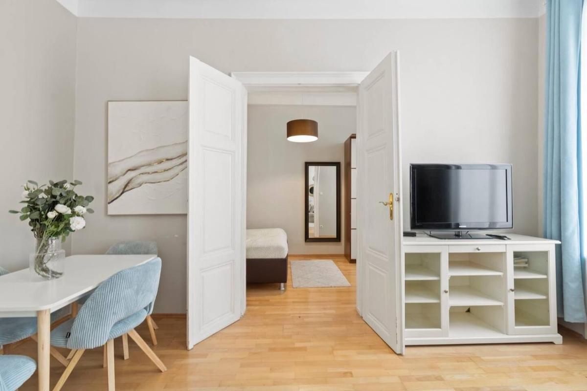 Neben Augarten I 5 Min To Metro I 10 Min To Apartment *
